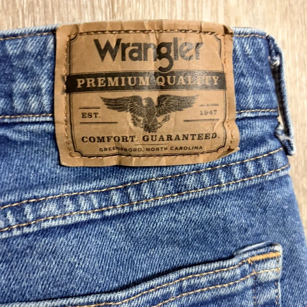 Wrangler rugged wear